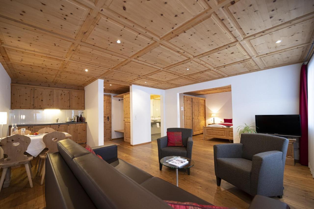 Hotel Engiadina Scuol Exteriér fotografie