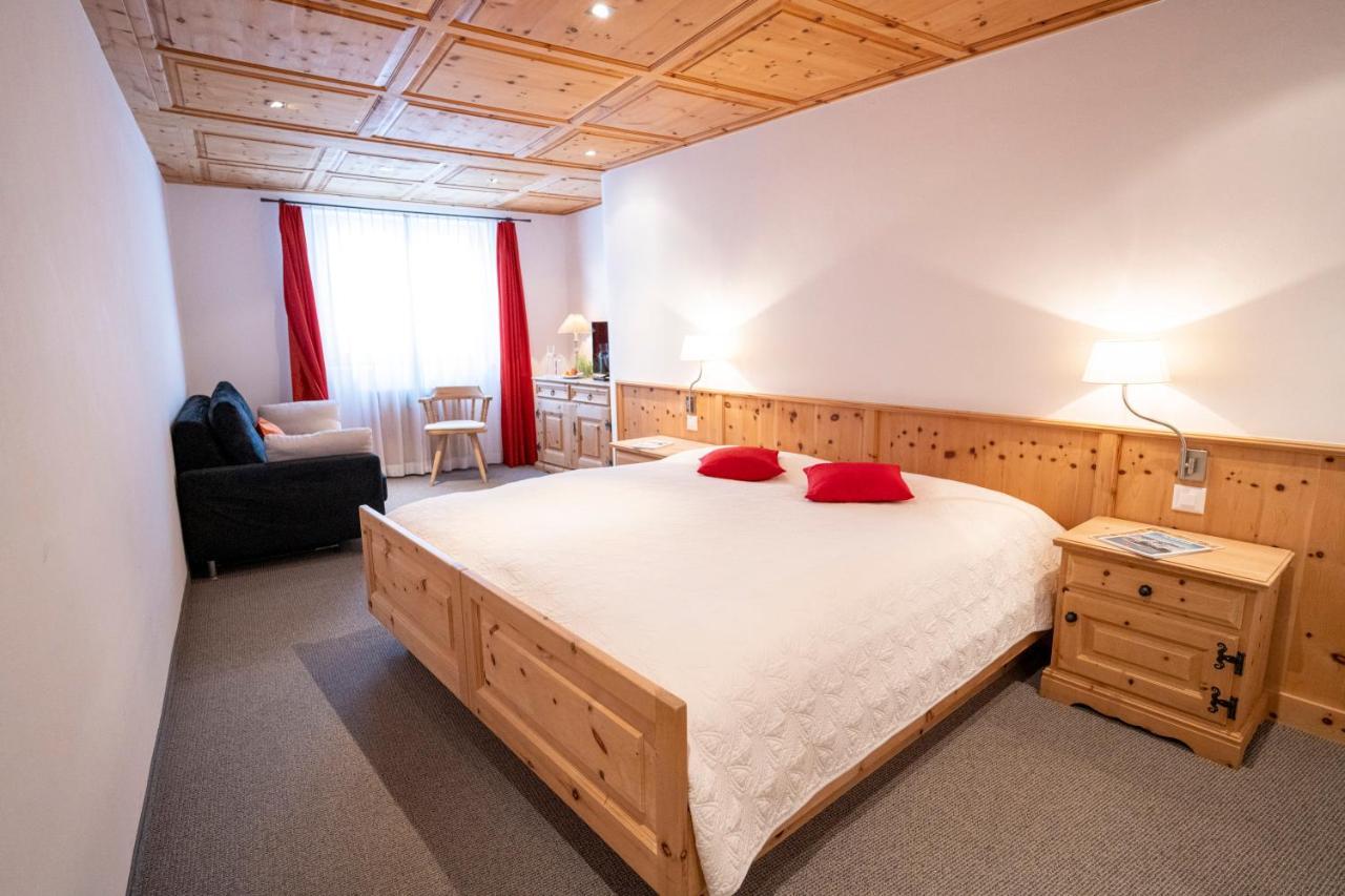 Hotel Engiadina Scuol Exteriér fotografie
