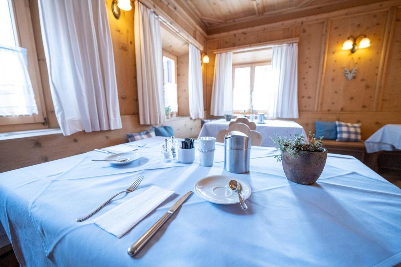 Hotel Engiadina Scuol Exteriér fotografie