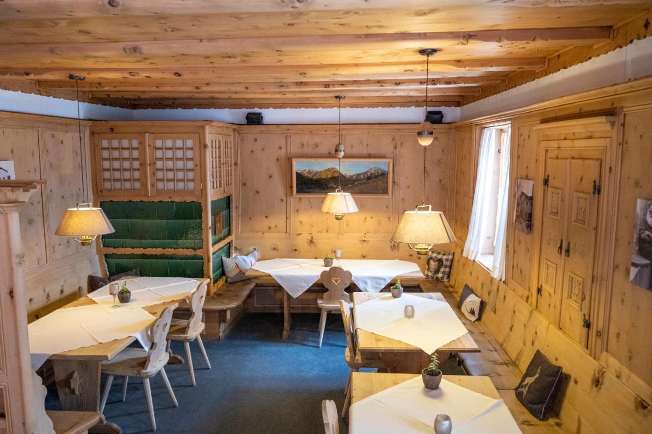 Hotel Engiadina Scuol Exteriér fotografie