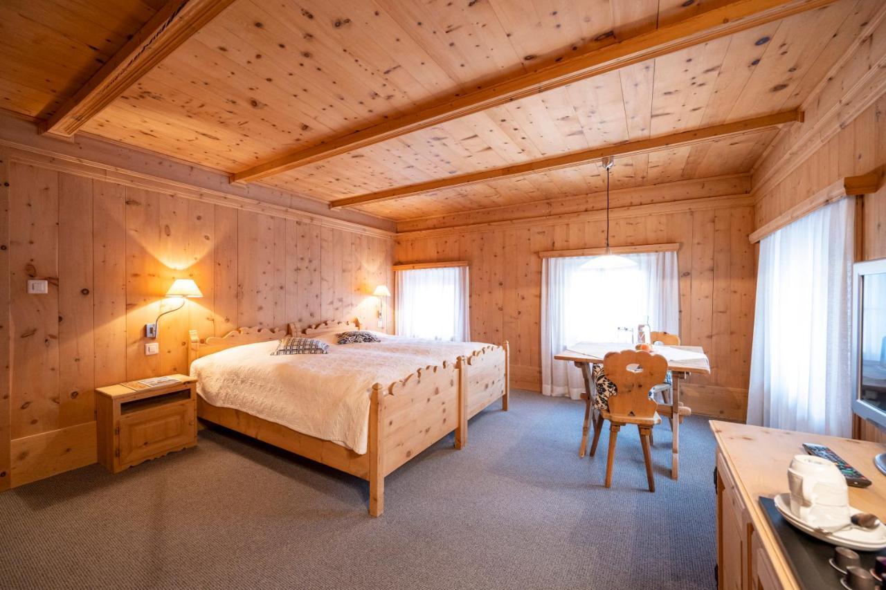 Hotel Engiadina Scuol Exteriér fotografie