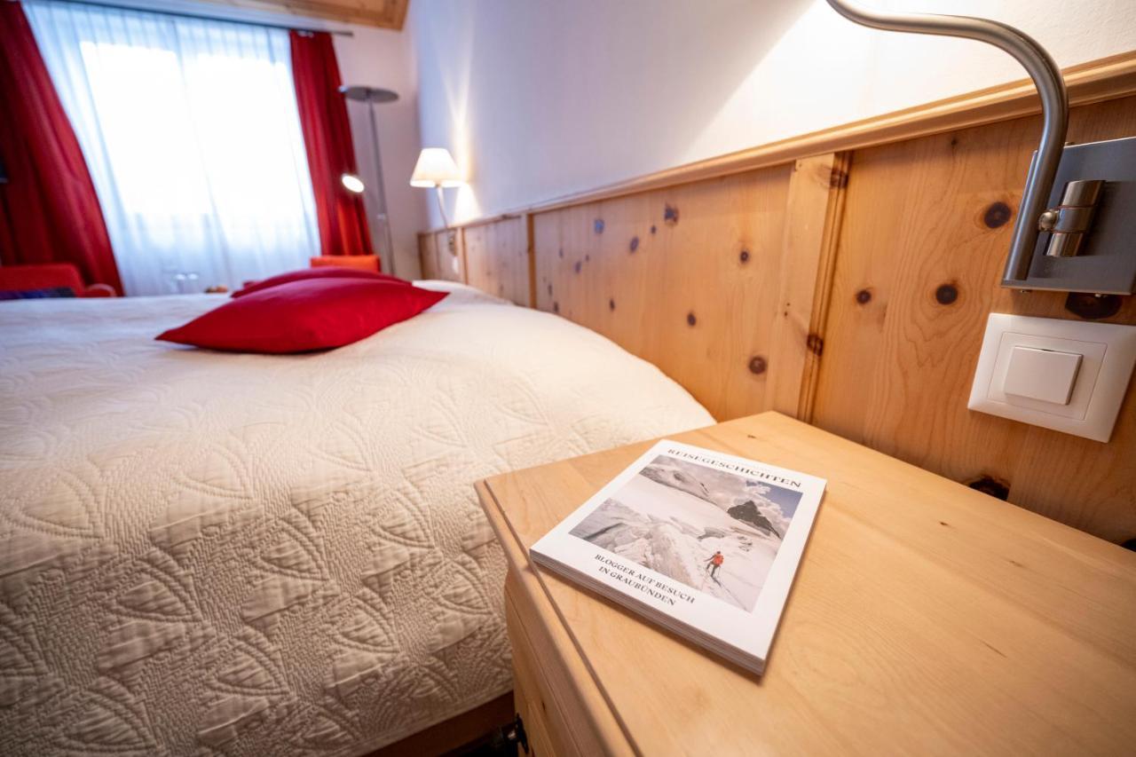 Hotel Engiadina Scuol Exteriér fotografie