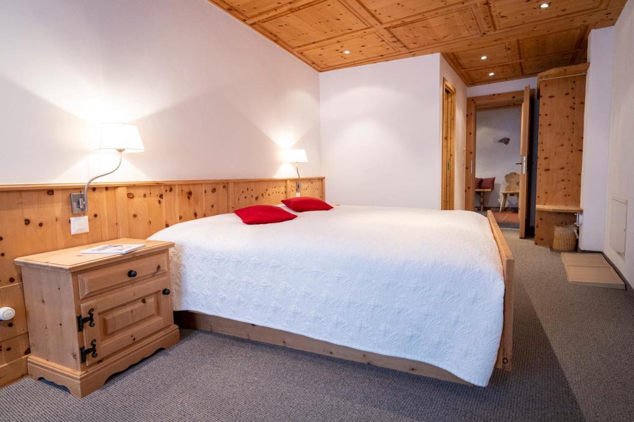 Hotel Engiadina Scuol Exteriér fotografie
