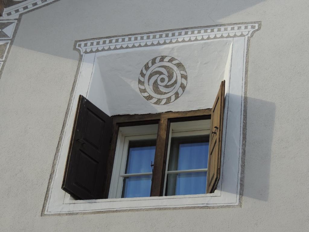 Hotel Engiadina Scuol Exteriér fotografie