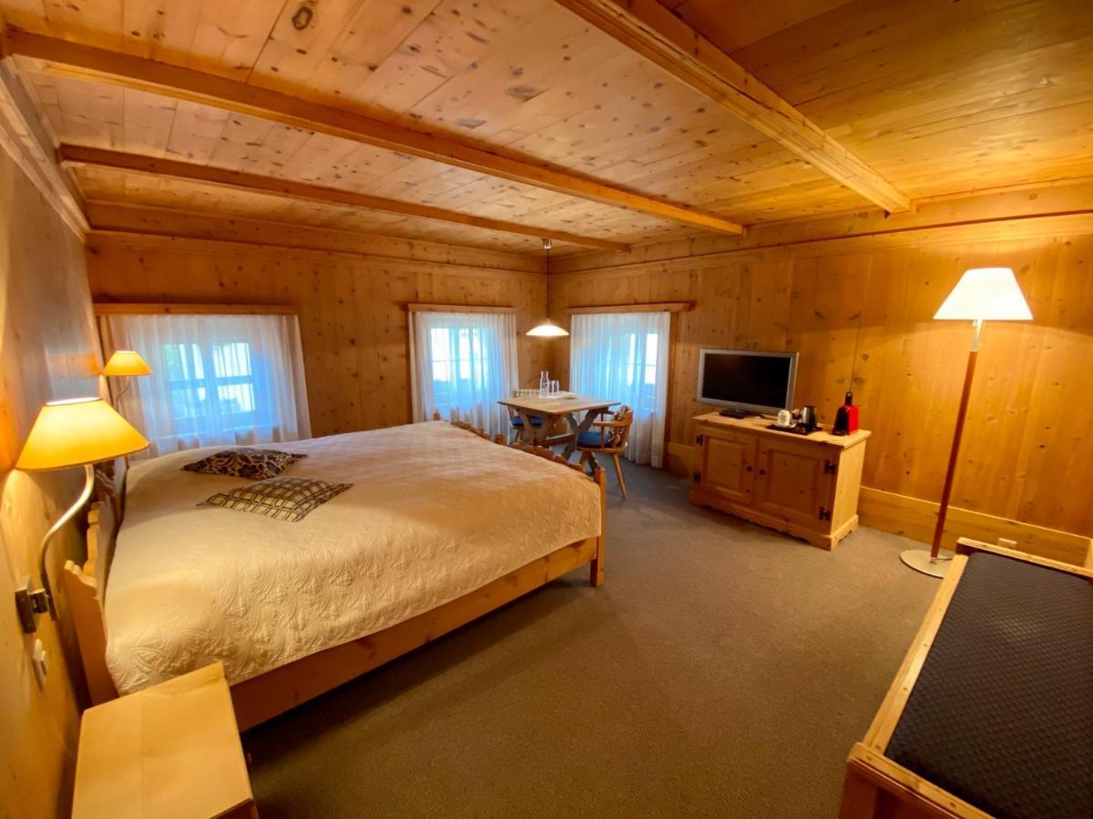 Hotel Engiadina Scuol Exteriér fotografie